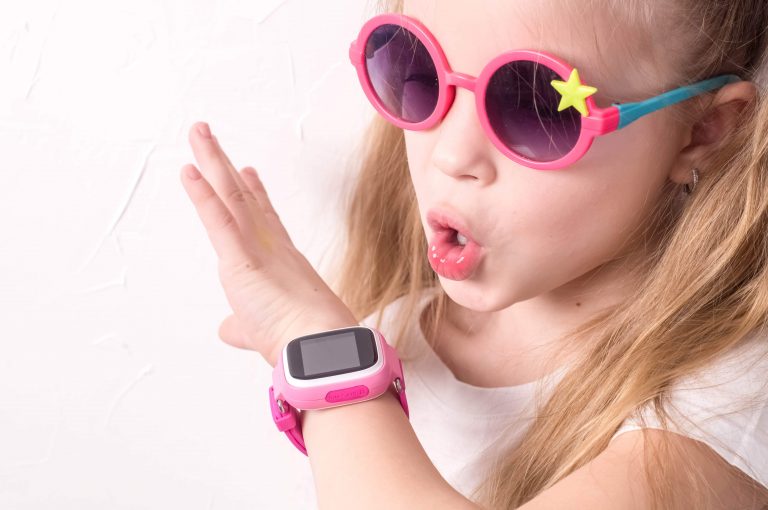The 5 Best GPS Tracker Watch for Kids Reviews & Guide 2020
