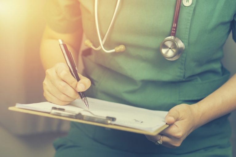 The 5 Best Nursing Magazines and Journals Reviews & Guide 2020